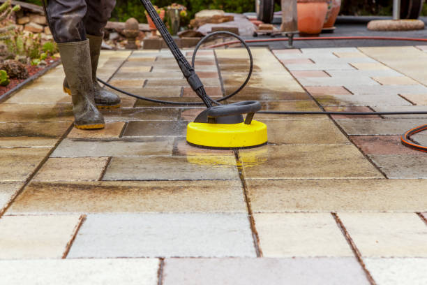 Best Sign and Awning Cleaning  in Lamont, CA